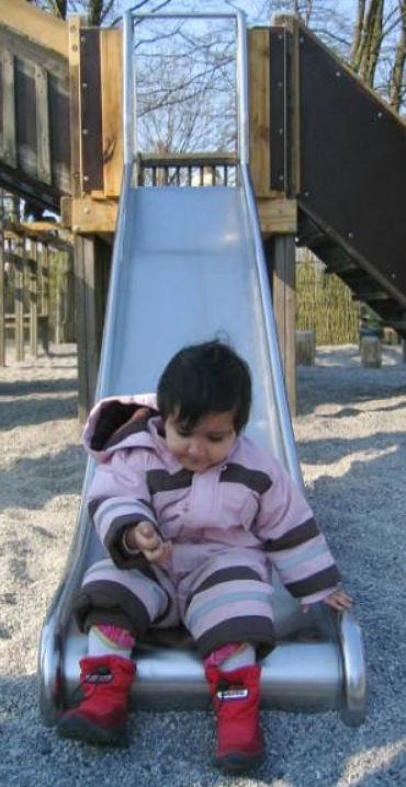 Edelstahlrutsche mit schwebendem Auslauf