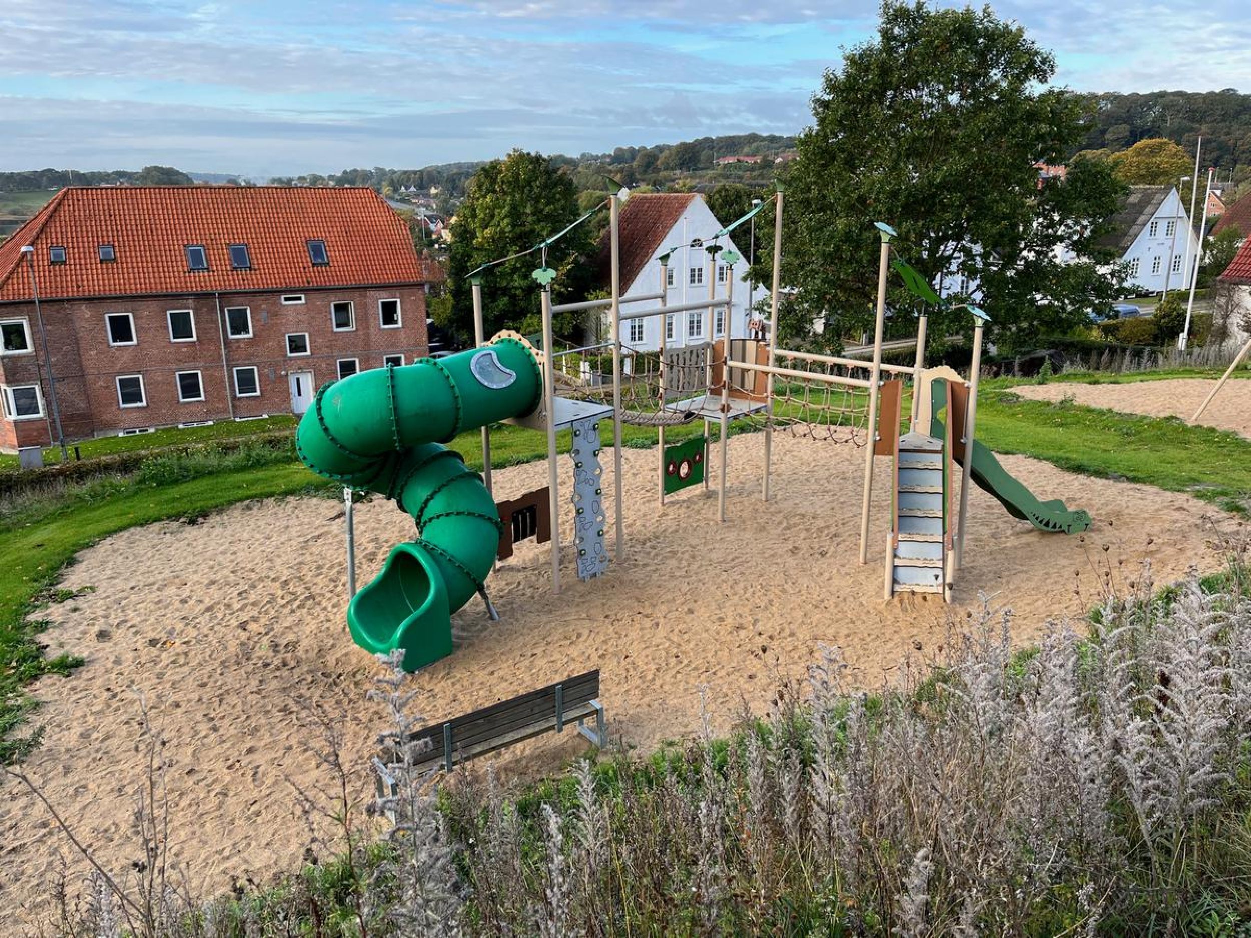 Spiralförmige Röhrenrutsche, TÜV-geprüft